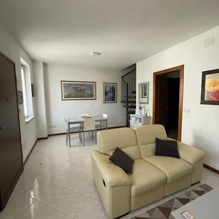 La Casa Di Chicca Apartament